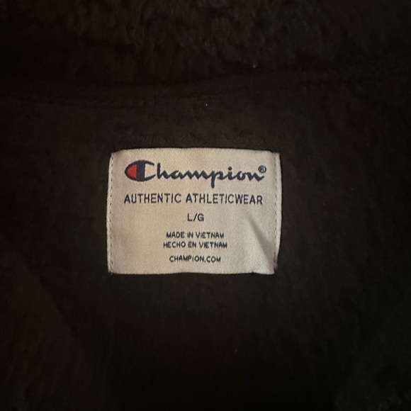 Champion fuzzy cropped pullover - Picture 3 of 4